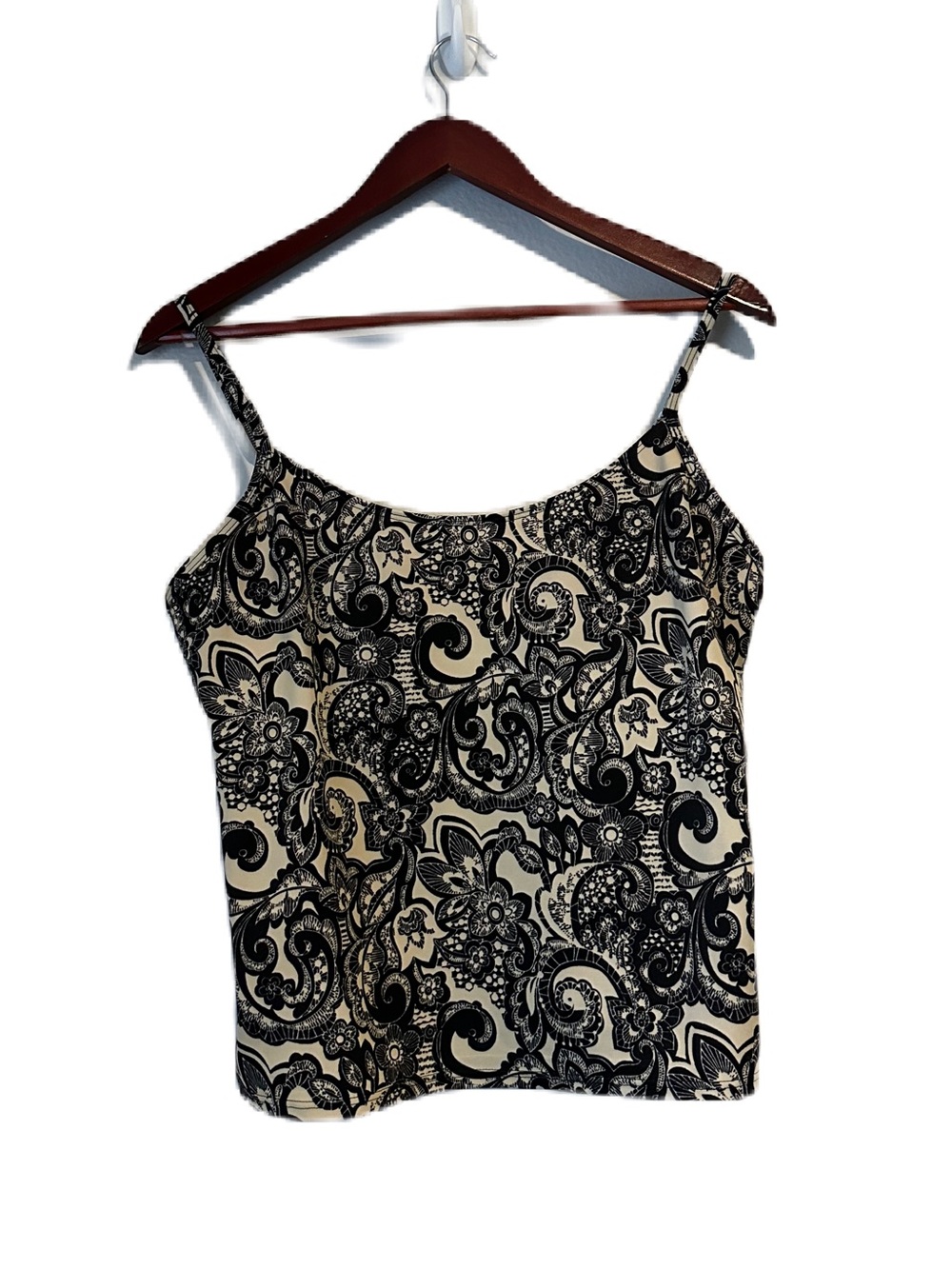 Shape FX Swim White Black Patterned Swim Top